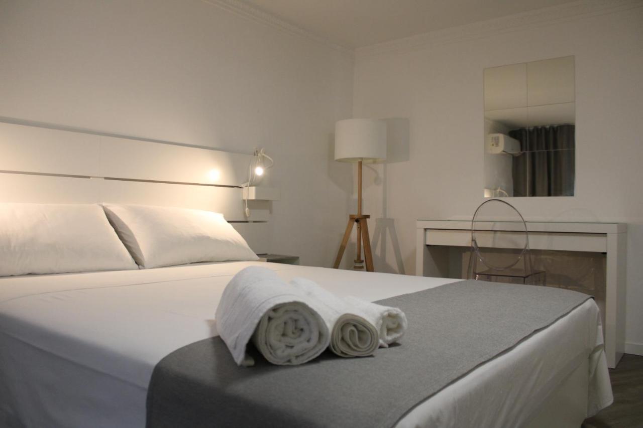 Palazzo Caltagirone Suite ปาแลร์โม ภายนอก รูปภาพ