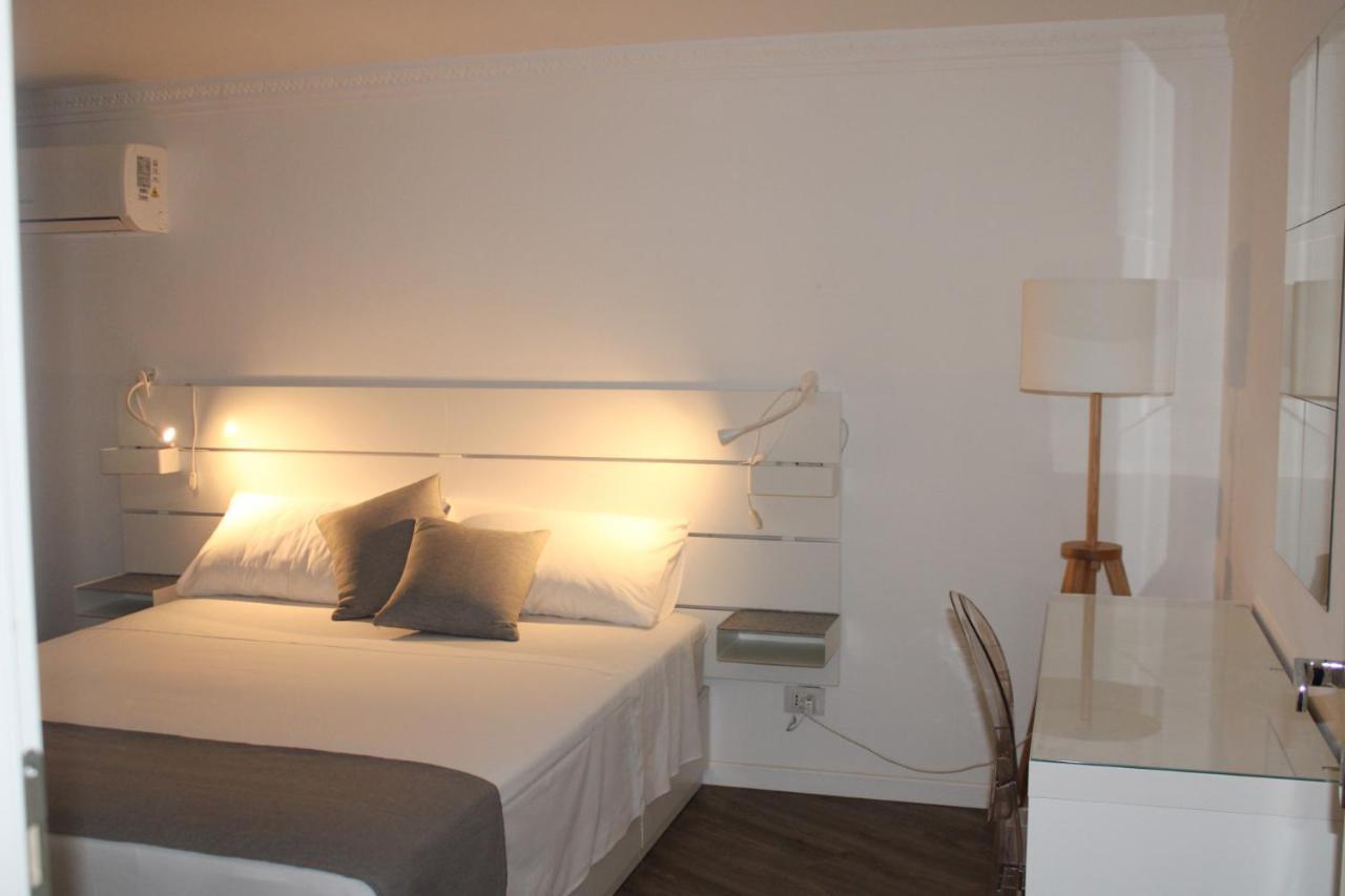 Palazzo Caltagirone Suite ปาแลร์โม ภายนอก รูปภาพ