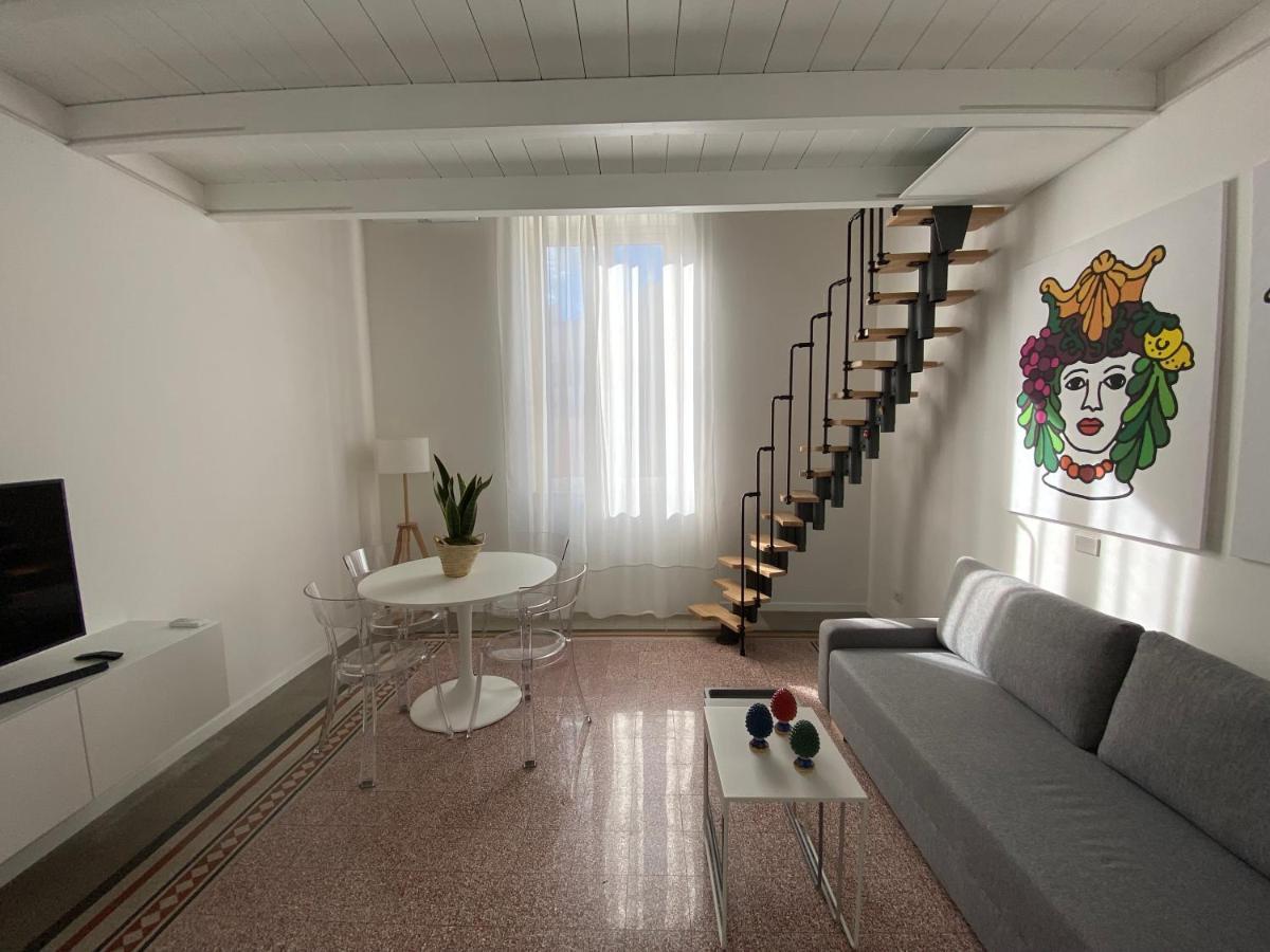 Palazzo Caltagirone Suite ปาแลร์โม ภายนอก รูปภาพ